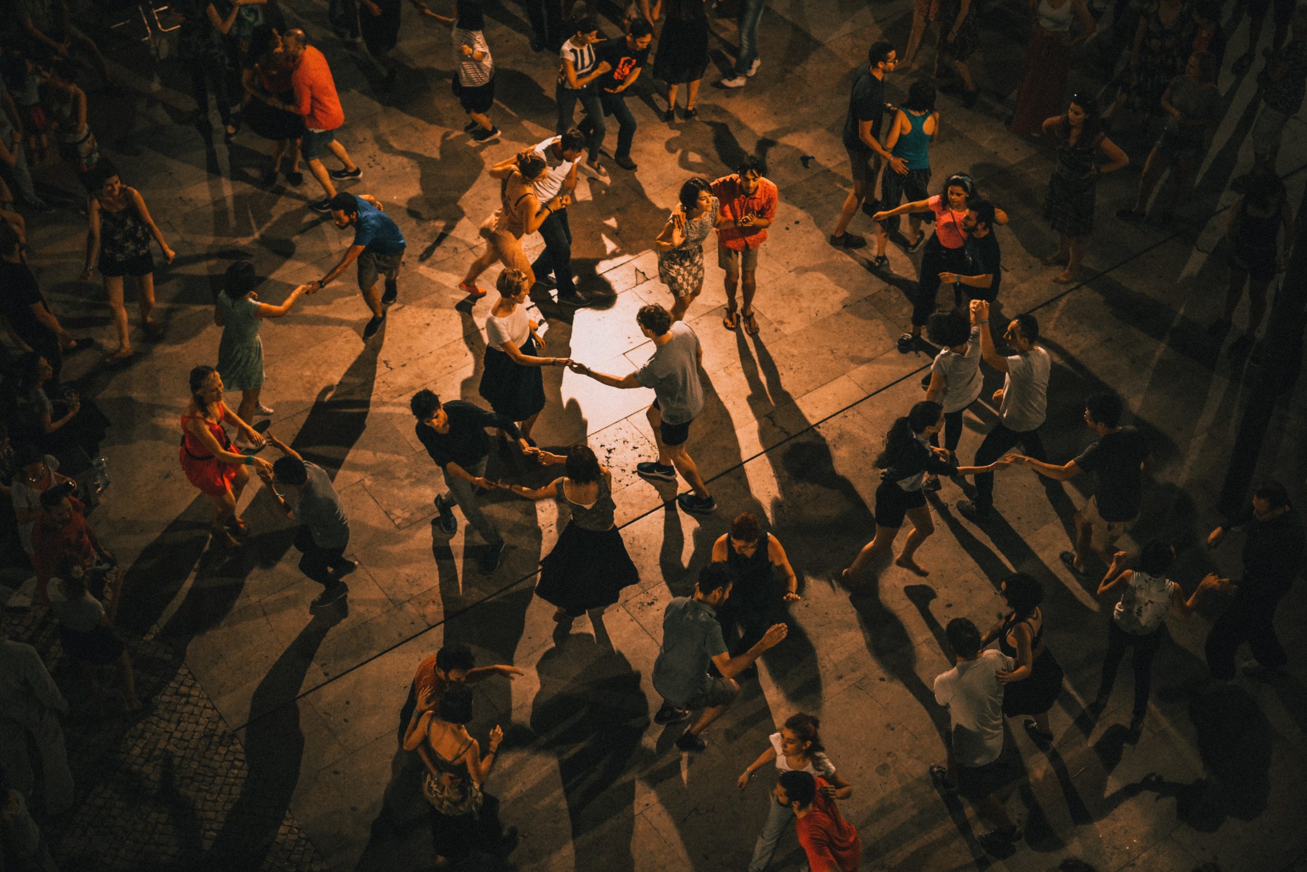 ardian-lumi-6Woj_wozqmA-unsplash(1)
